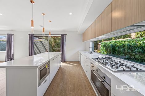 Property photo of 30 Aspera Drive Werribee VIC 3030