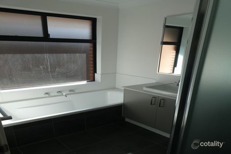 Property photo of 25 Homebush Way Harrisdale WA 6112