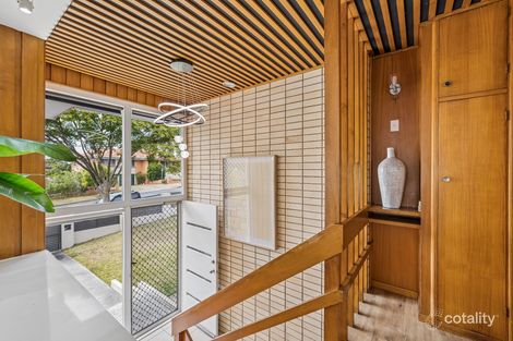 Property photo of 34 Cresthaven Drive Mansfield QLD 4122