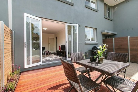 Property photo of 5/201 Charman Road Cheltenham VIC 3192
