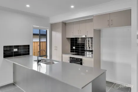 Property photo of 25 Mulberry Circuit Gleneagle QLD 4285