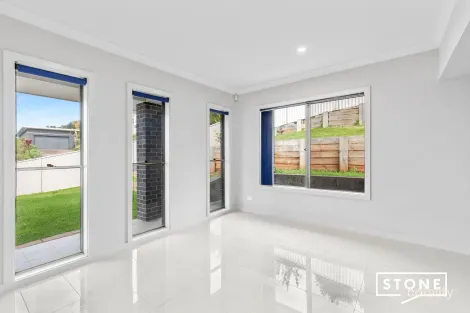 Property photo of 8 Haven Close Coffs Harbour NSW 2450