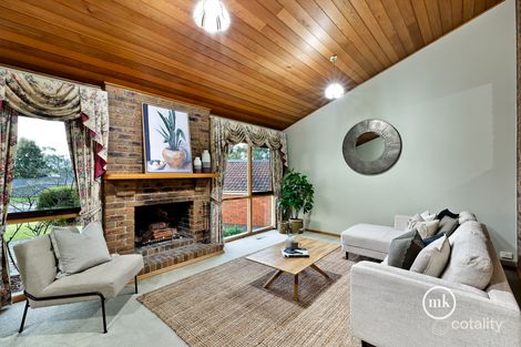 Property photo of 6 Crea Court St Helena VIC 3088