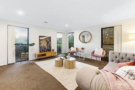 Property photo of 8 Mitta Mitta Street Clyde North VIC 3978
