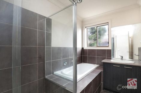 9/11-13 Elizabeth St, Cranbourne North, VIC 3977