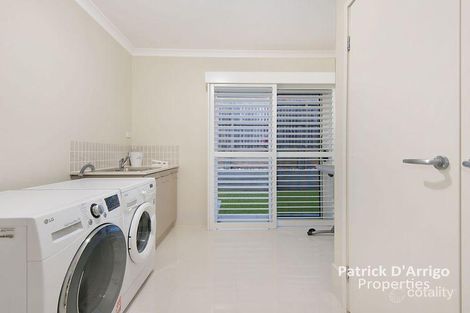 Property photo of 31 Lido Circuit Warner QLD 4500