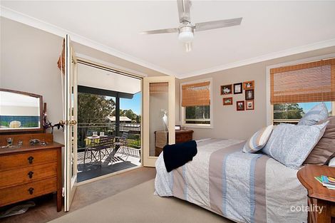 Property photo of 8 Yeramba Road Summerland Point NSW 2259