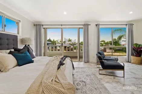 Property photo of 120 Rio Vista Boulevard Broadbeach Waters QLD 4218