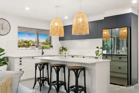 Property photo of 120 Rio Vista Boulevard Broadbeach Waters QLD 4218