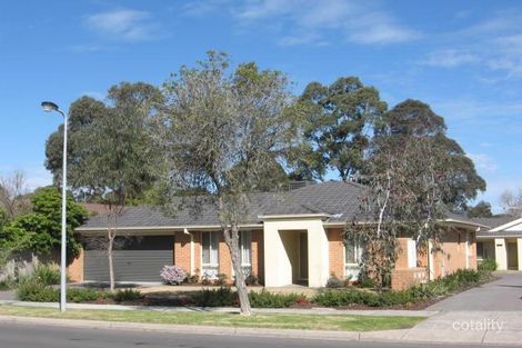 17 Mansfield St, Berwick, VIC 3806