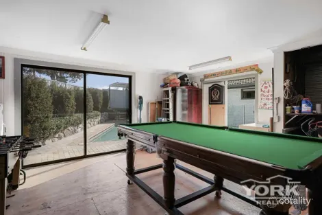 Property photo of 2 Herzer Court Kearneys Spring QLD 4350