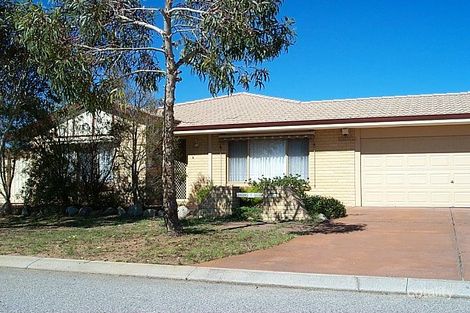 1 Gleneagles Loop, Cooloongup, WA 6168