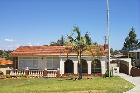 32 Wheeler Rd, Hamilton Hill, WA 6163