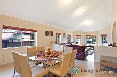 110 Hampden Rd, South Wentworthville, NSW 2145