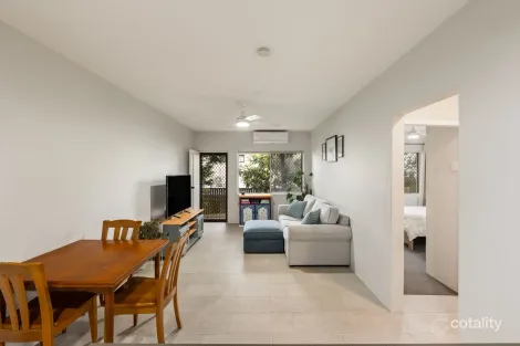 Property photo of 1/11 Greenlaw Street Indooroopilly QLD 4068