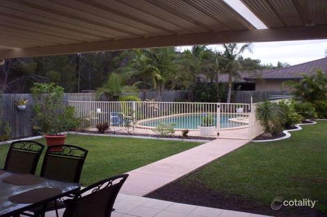 Property photo of 61 Gippsland Drive Helensvale QLD 4212