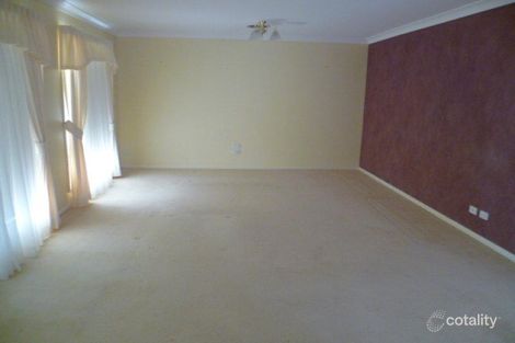 Property photo of 24 Kavanagh Circuit Temora NSW 2666