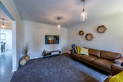 Property photo of 2 Royston Road Halls Gap VIC 3381
