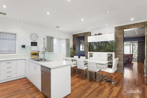 Property photo of 11 Quinn Court Altona Meadows VIC 3028