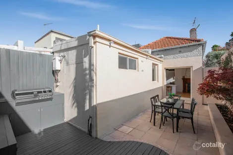 Property photo of 24 Newry Street Windsor VIC 3181