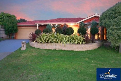 Property photo of 5 Oakes Place Carrum Downs VIC 3201