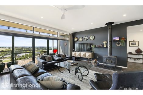 Property photo of 9 Hillview Close Nilma VIC 3821