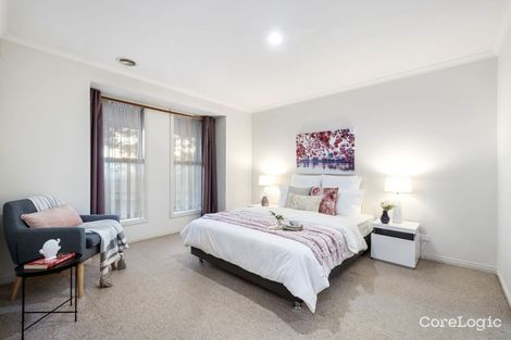 Property photo of 12 Formby Place Cranbourne VIC 3977