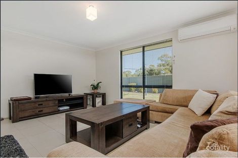 Property photo of 39 Glastonbury Street Leda WA 6170