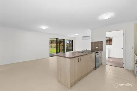 Property photo of 27 Stonebridge Drive Cessnock NSW 2325