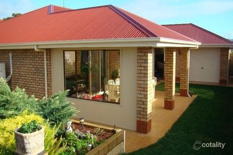 Property photo of 15 Drummond Circuit Hayborough SA 5211