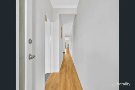 Property photo of 9 Wenachee Street Tarneit VIC 3029