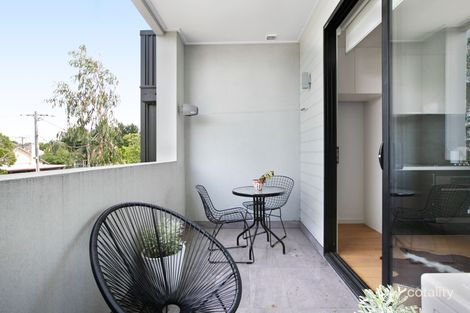 Property photo of 2/6 McComas Street Reservoir VIC 3073
