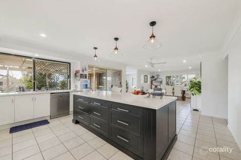 10 Marine Tce, Burnett Heads, QLD 4670