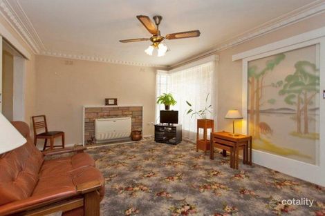Property photo of 423 Kotthoff Street Lavington NSW 2641