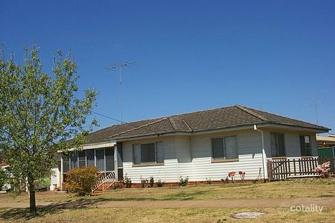 2 Eiser St, Harristown, QLD 4350