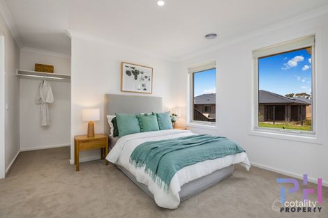 Property photo of 6 Heysen Way Huntly VIC 3551