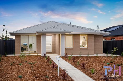 Property photo of 6 Heysen Way Huntly VIC 3551