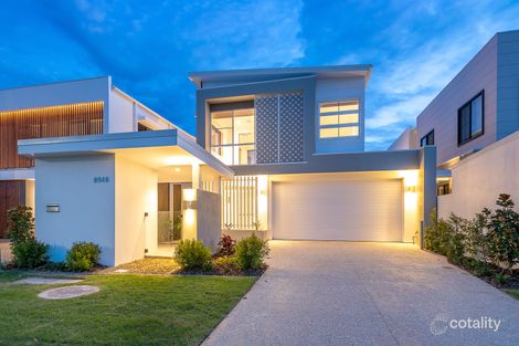 8946 The Point Cct, Hope Island, QLD 4212
