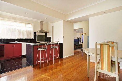 Property photo of 10 Lindenow Street Reservoir VIC 3073