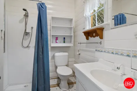 Property photo of 63 Gladstone Street Quarry Hill VIC 3550
