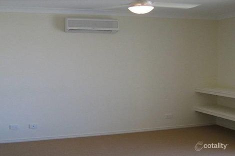 Property photo of 8 Rhiannon Drive Flinders View QLD 4305