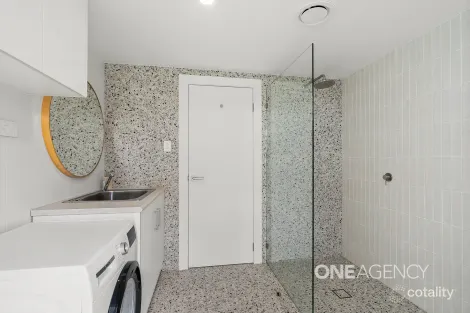 Property photo of 43 Edwards Avenue Bomaderry NSW 2541