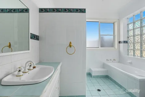 Property photo of 41 Florida Street The Entrance North NSW 2261