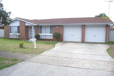 4 Wraysbury Pl, Oakhurst, NSW 2761