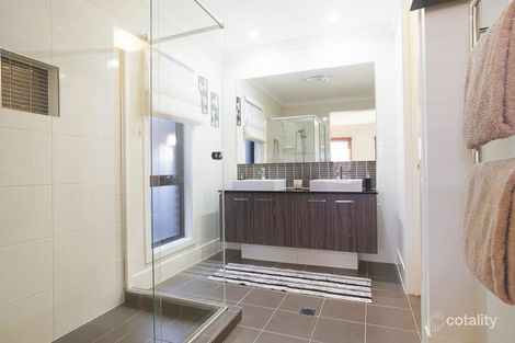 Property photo of 6 Blue View Terrace Glenmore Park NSW 2745