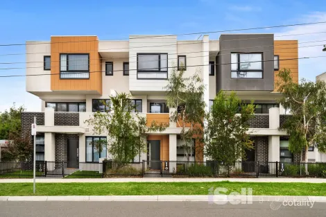 Property photo of 2/127 Tyner Road Wantirna South VIC 3152