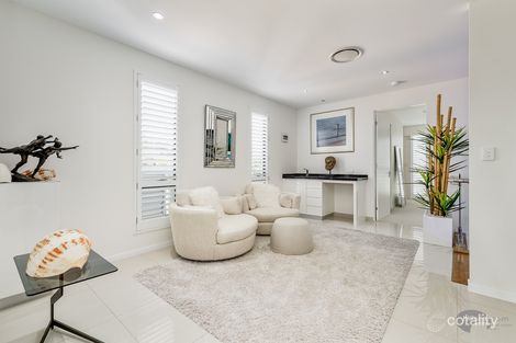 Property photo of 25A Milton Avenue Paradise Point QLD 4216