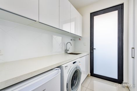 Property photo of 25A Milton Avenue Paradise Point QLD 4216