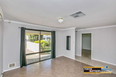 Property photo of 2 Cale Court Maddington WA 6109