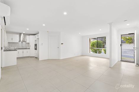 Property photo of 4 Van Wirdum Place Calamvale QLD 4116
